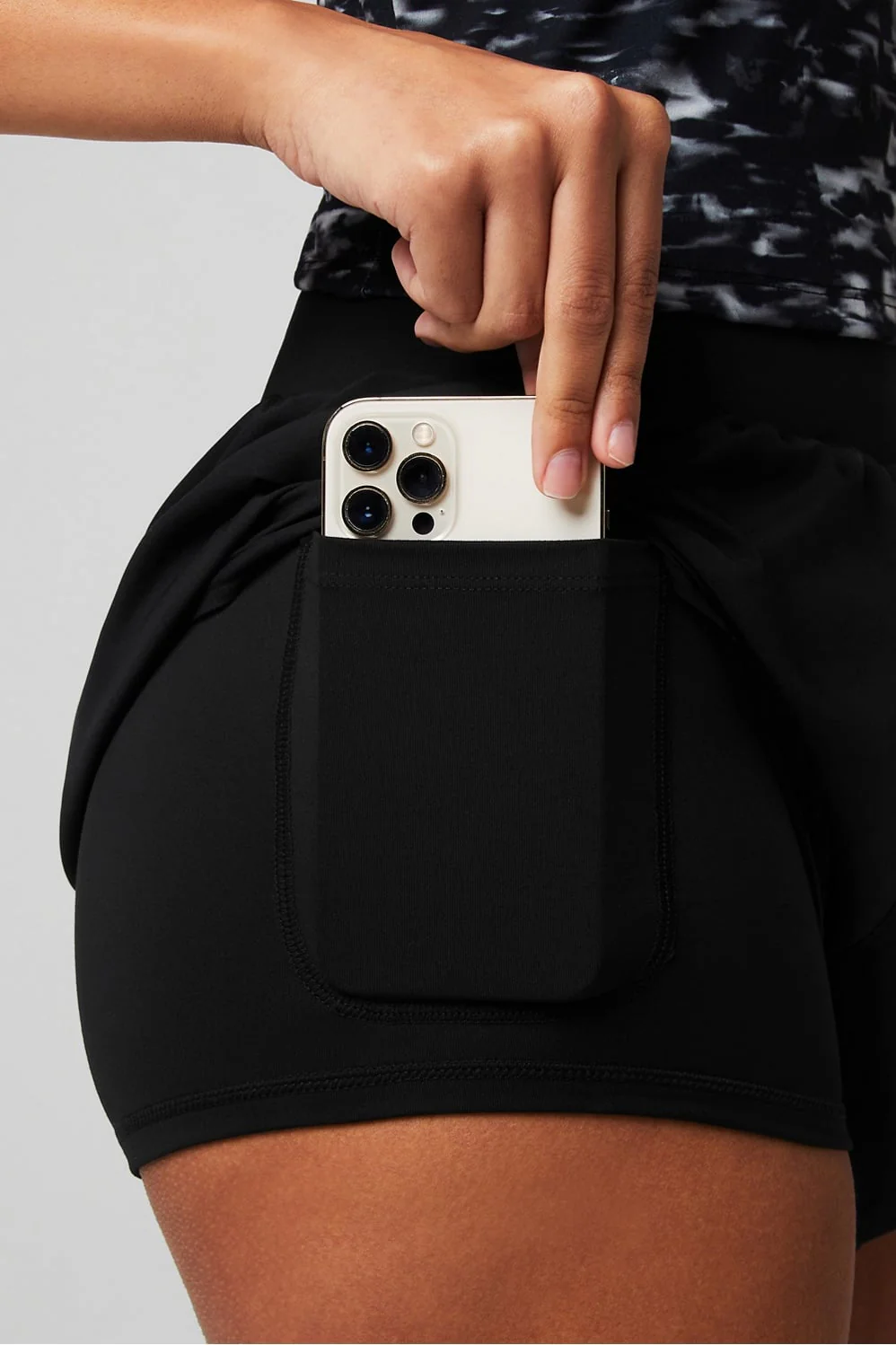 Fabletics | UTR Sports Sun Chaser 3" Short - Image 3